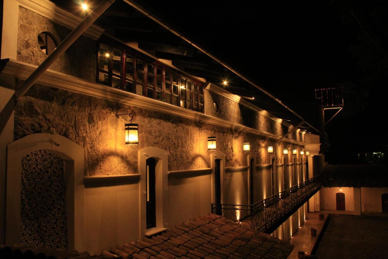 Hotel Atzalan Exterior photo