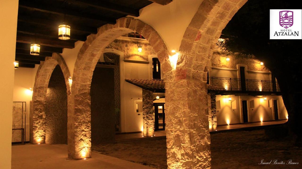 Hotel Atzalan Exterior photo