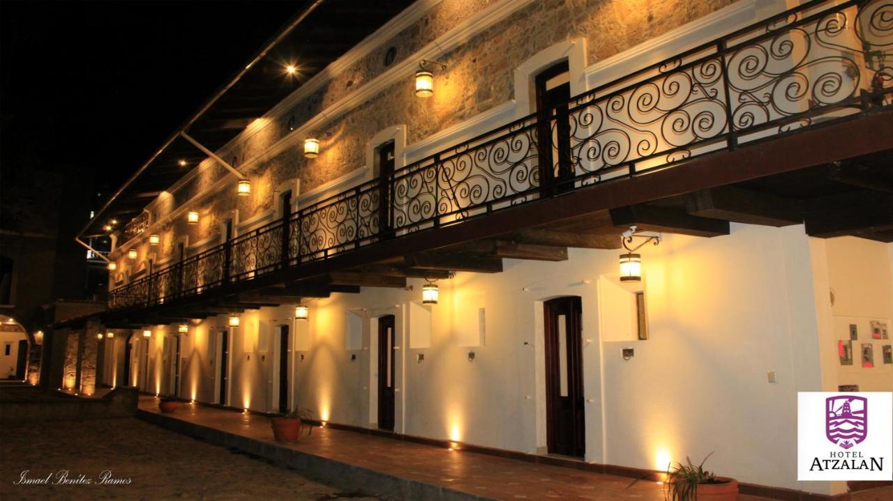 Hotel Atzalan Exterior photo