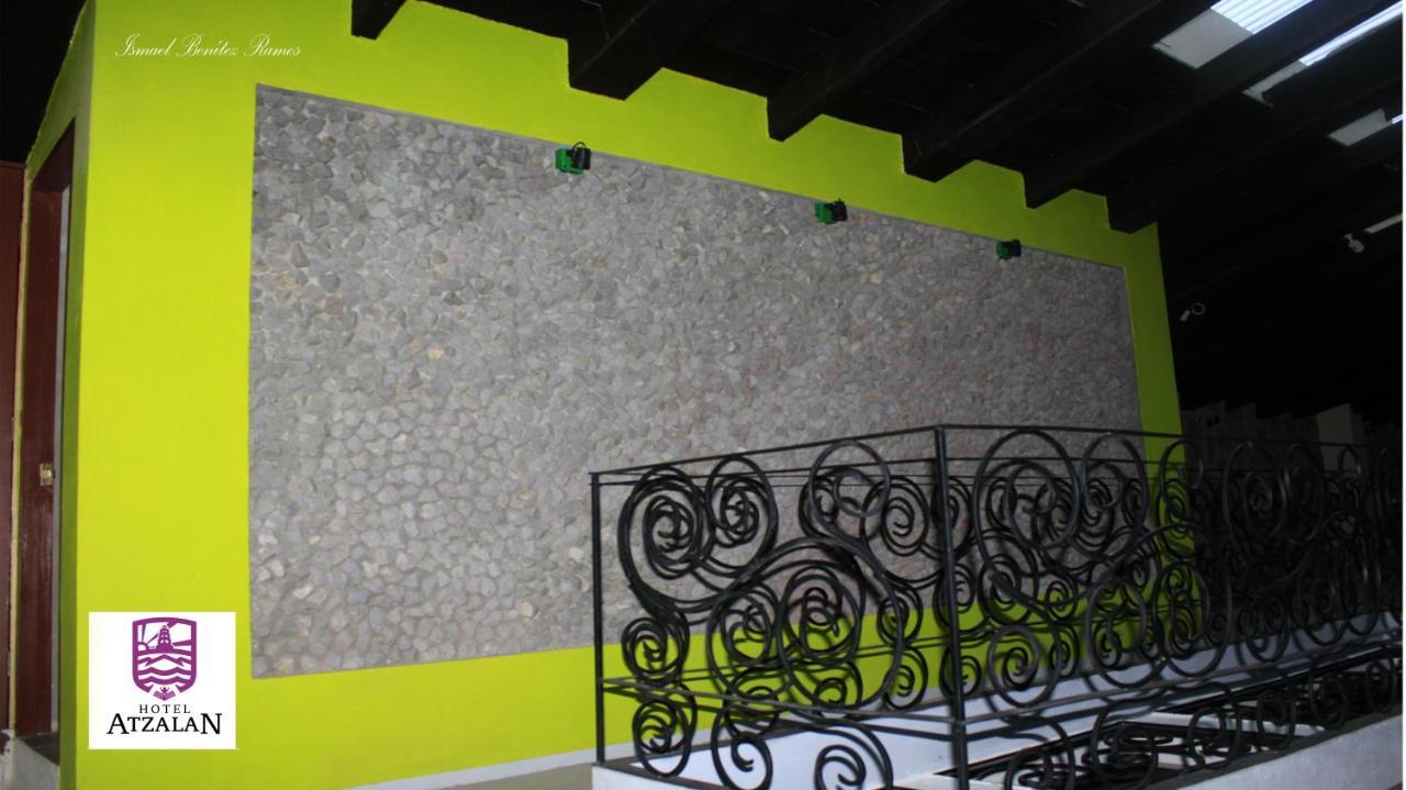 Hotel Atzalan Exterior photo