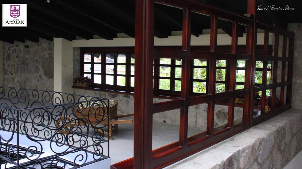 Hotel Atzalan Exterior photo