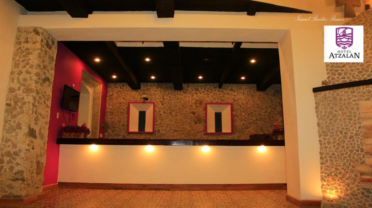 Hotel Atzalan Exterior photo