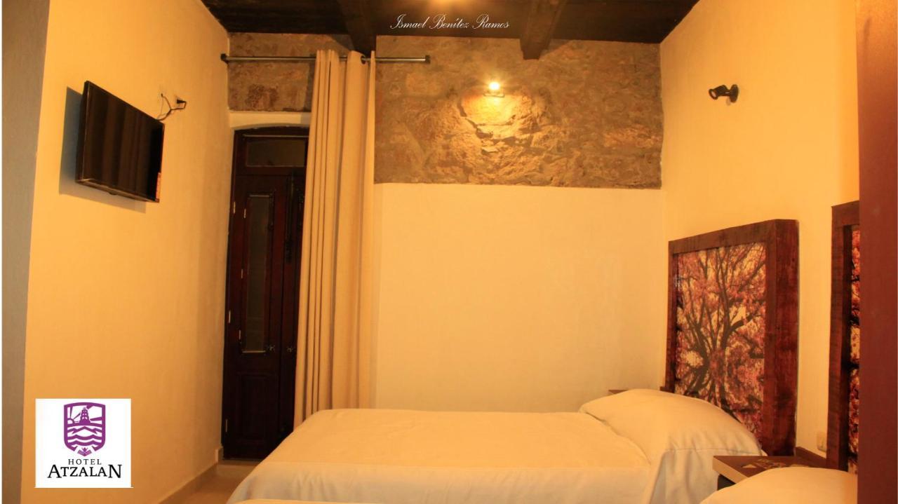 Hotel Atzalan Exterior photo